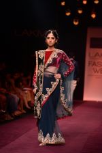 Model walk the ramp for Shyamal Bhumika show at LFW 2013 Day 5 in Grand Haytt, Mumbai on 27th Aug 2013  (49).JPG